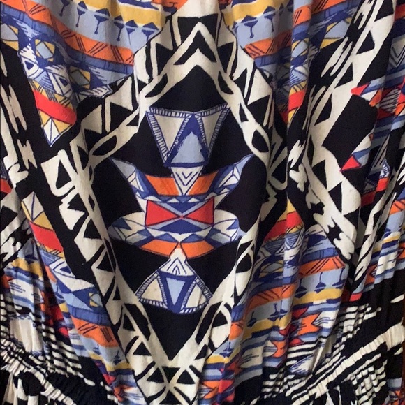 Patterned Strapless Romper - Picture 3 of 5